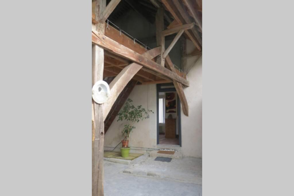Apartament Escale Tourangelle Monts Zewnętrze zdjęcie